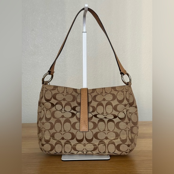 Coach monogram shoulder bag - Picture 2 of 12